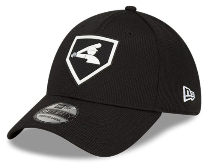 Men s Chicago White Sox New Era Black 2022 Clubhouse Black 39THIRTY Flex Hat Official Team Hat Sports Fan Cap Official NFL Team Hat Football Fan Cap