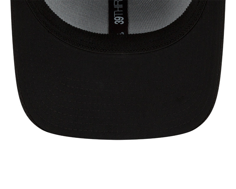 Men s Chicago White Sox New Era Black 2022 Clubhouse Black 39THIRTY Flex Hat Official Team Hat Sports Fan Cap Official NFL Team Hat Football Fan Cap