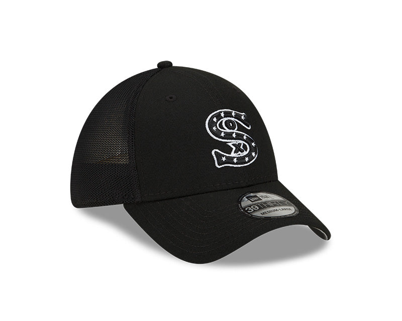 Men s Chicago White Sox New Era Black Batting Practice 39THIRTY Flex-Fit Hat Official Team Hat Sports Fan Cap Official NFL Team Hat Football Fan Cap