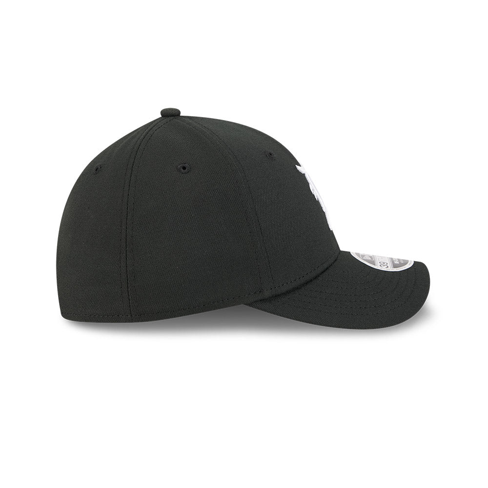 Detroit Tigers M-Crown 39Thirty Black White Flex Fit Hat Official Team Hat Sports Fan Cap Official NFL Team Hat Football Fan Cap