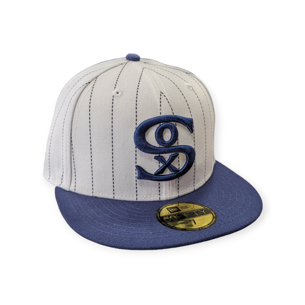 Chicago White Sox 1917 New Era Cooperstown Classics White Navy 59FIFTY Fitted Hat Official Team Hat Sports Fan Cap Official NFL Team Hat Football Fan