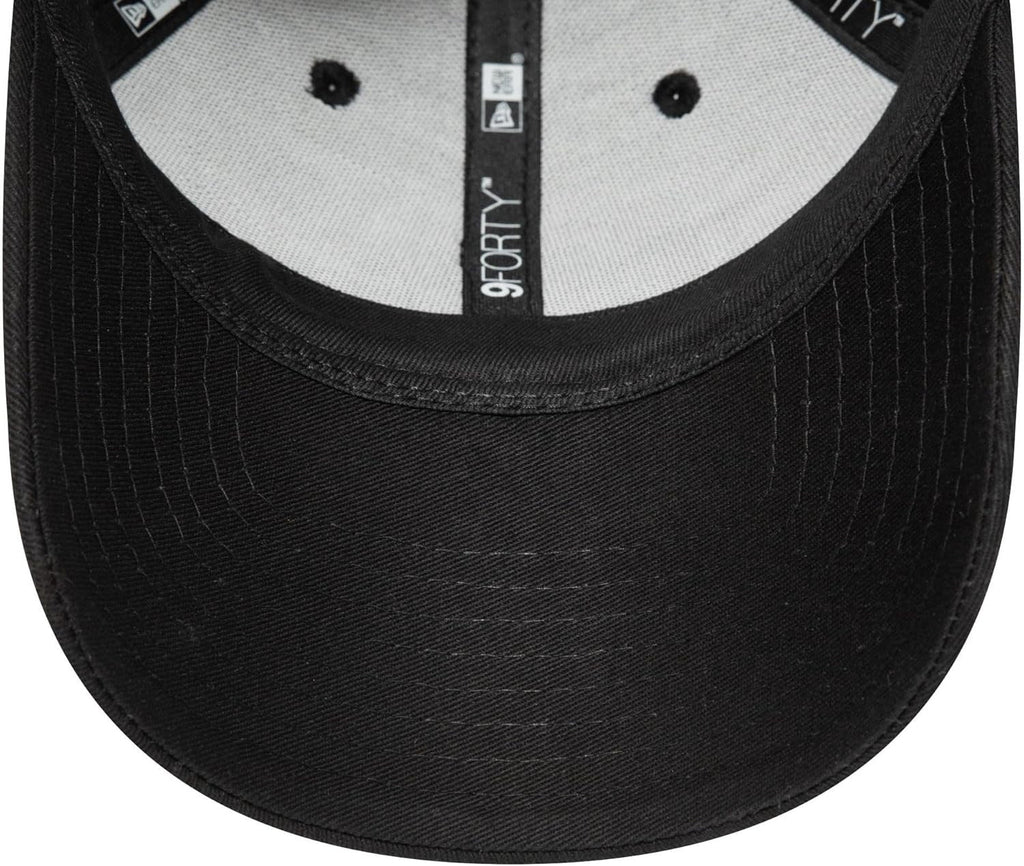 New York Yankees MLB League Essential 9FORTY Strapback New Era Black Black Official Team Hat Sports Fan Cap Official NFL Team Hat Football Fan Cap