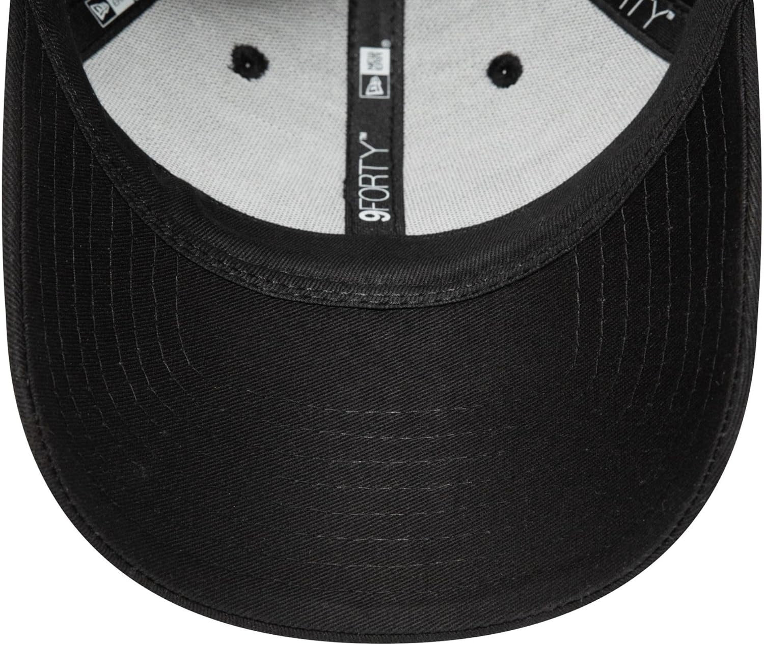 New York Yankees MLB League Essential 9FORTY Strapback New Era Black Black Official Team Hat Sports Fan Cap Official NFL Team Hat Football Fan Cap