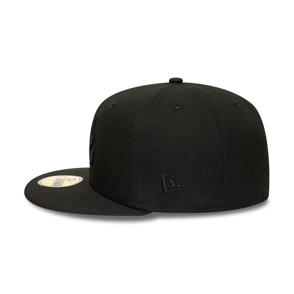 Atlanta Braves MLB League Essential 59FIFTY Fitted New Era Black Black Official Team Hat Sports Fan Cap Official NFL Team Hat Football Fan Cap
