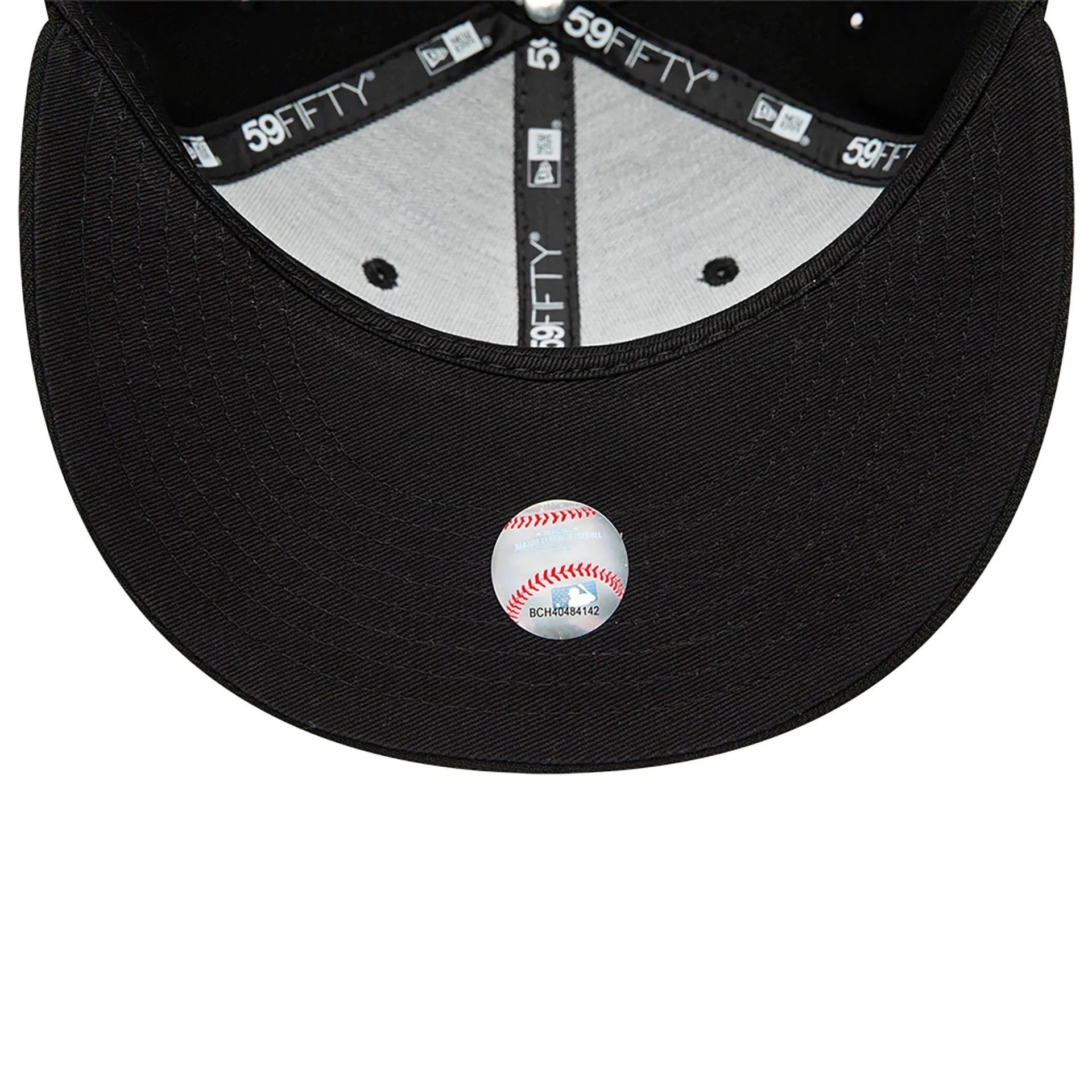 Atlanta Braves MLB League Essential 59FIFTY Fitted New Era Black Black Official Team Hat Sports Fan Cap Official NFL Team Hat Football Fan Cap