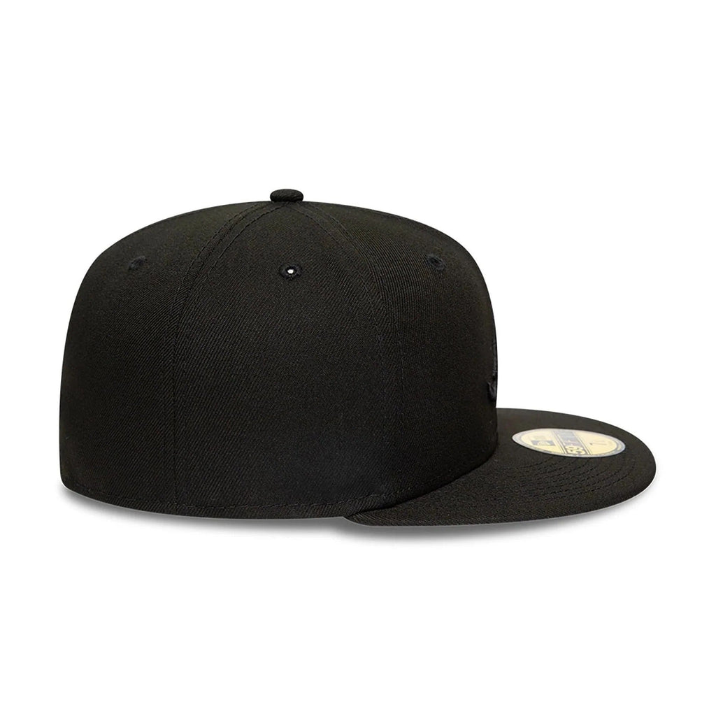 Atlanta Braves MLB League Essential 59FIFTY Fitted New Era Black Black Official Team Hat Sports Fan Cap Official NFL Team Hat Football Fan Cap