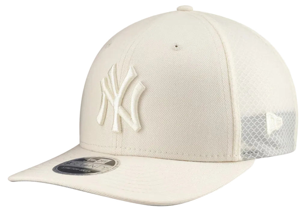 Men s New York Yankees New Era Light Beige Color Pack 9SEVENTY Trucker Adjustable Hat Official Team Hat Sports Fan Cap Official NFL Team Hat Football