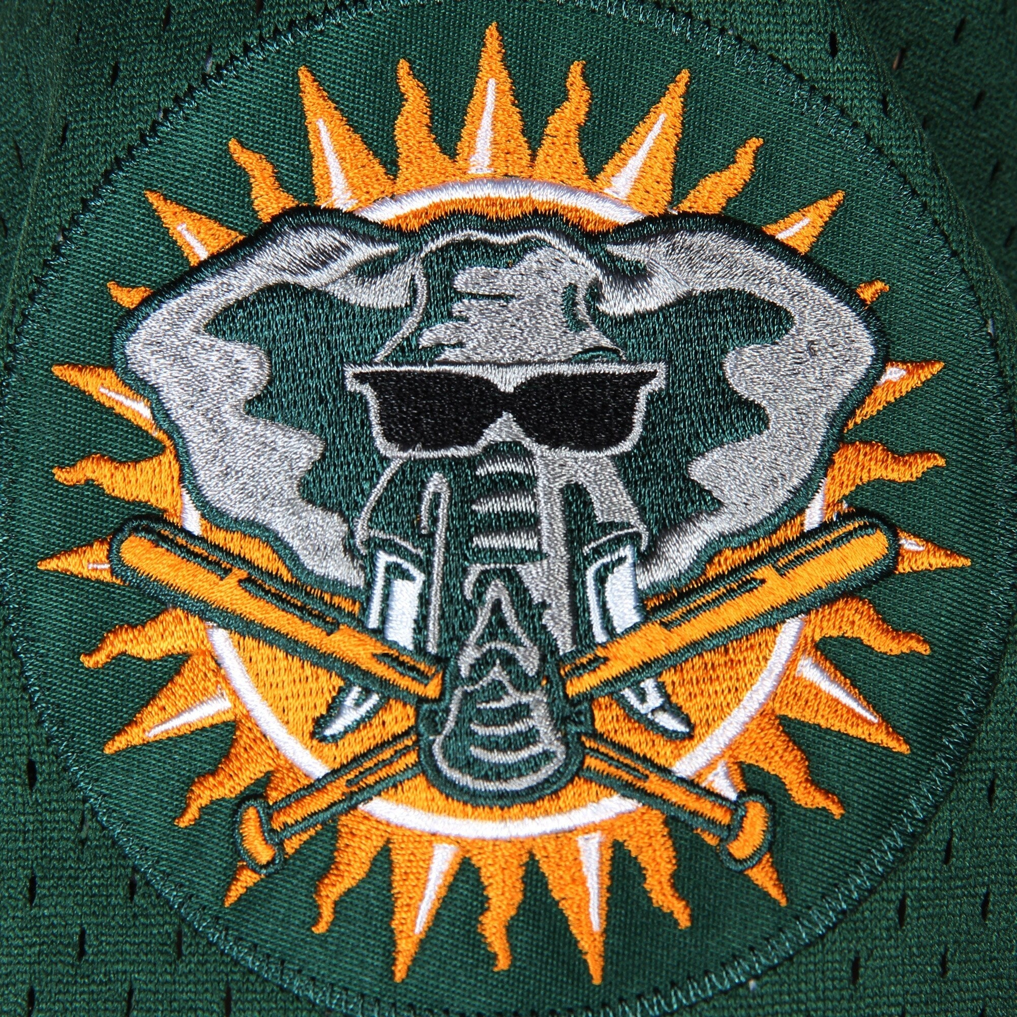 Men s Oakland Athletics Rickey Henderson 1998 Mitchell And Ness Green Cooperstown 1987 Mesh Batting Practice Jersey Official Team Jersey Sports Fan